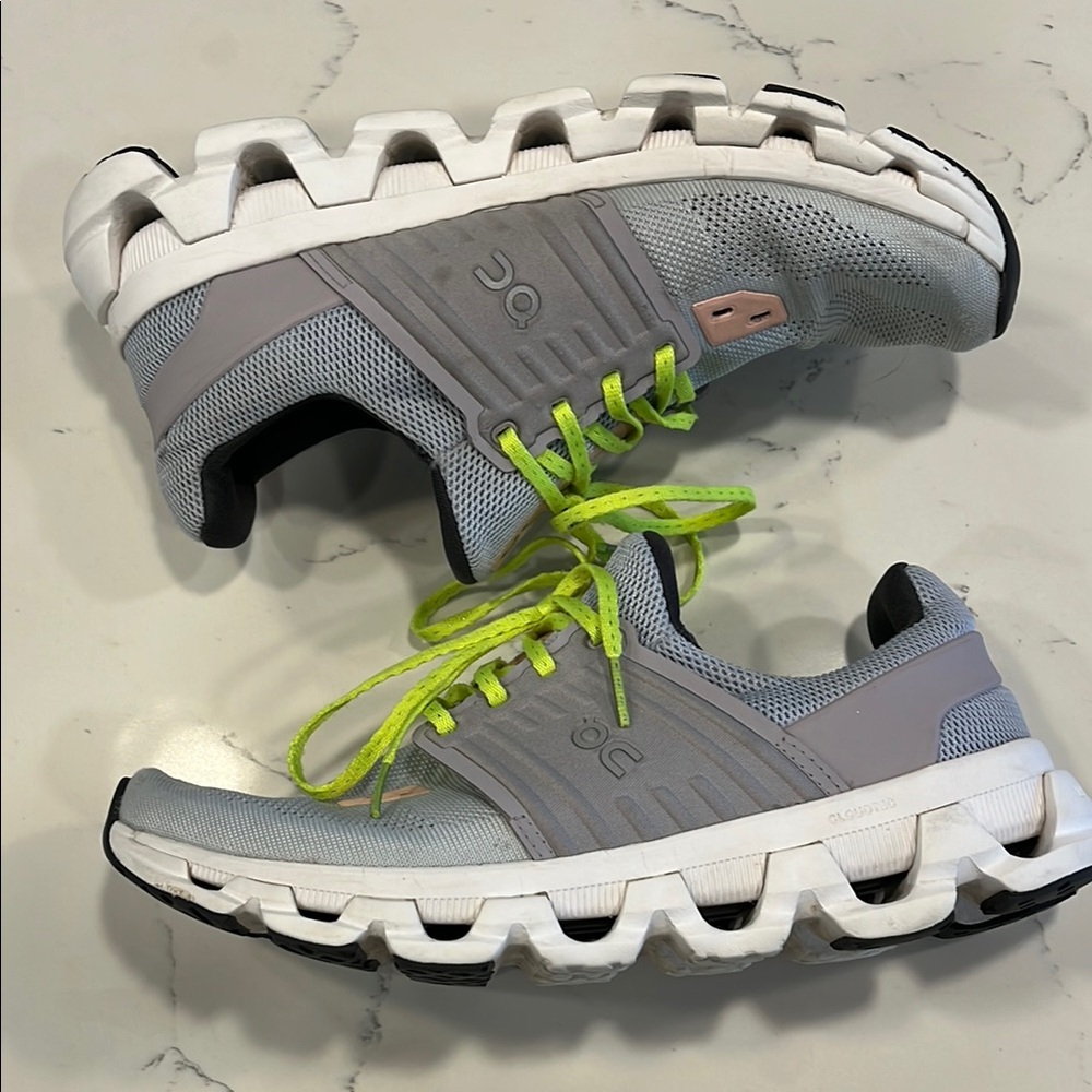 Women’s On Running CloudSwift 3AD Light Gray Sneakers - Size: 8.5